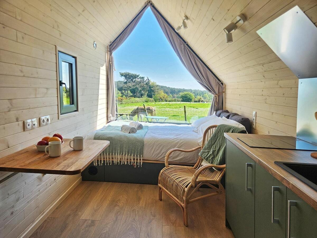 Gites & Tiny Houses Les Hauts De Toulvern Baden Pokoj fotografie
